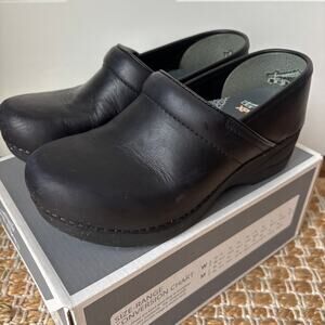Dansko XP 2.0 Black Leather Clogs Womens Nursing Comfort Shoes Slip On EUC 37